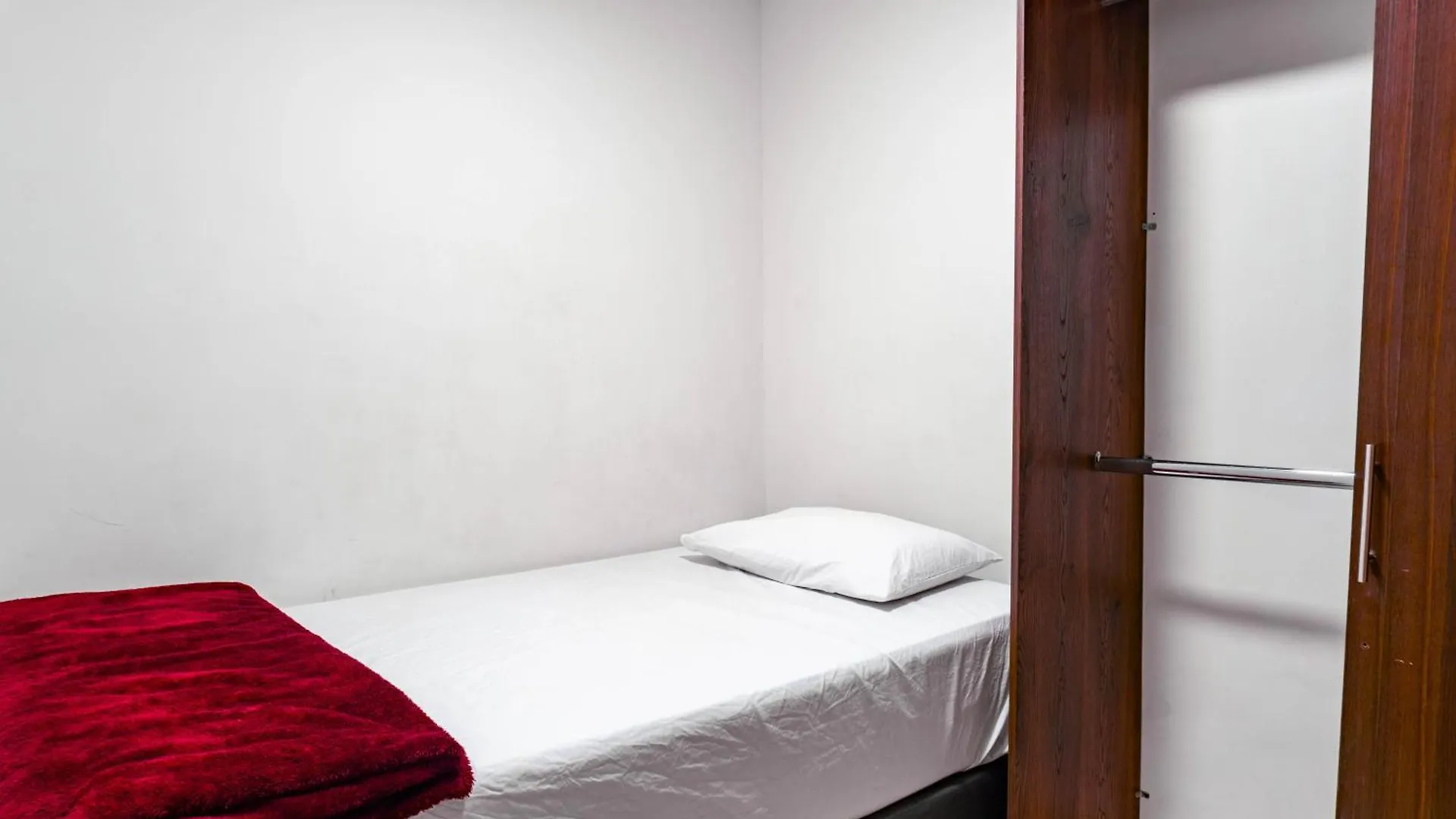 Apartamentos San Javier メデジン 0*,
